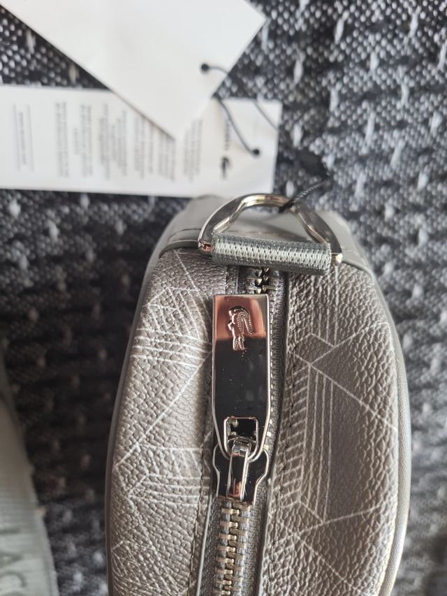 Bandolera Lacoste gris