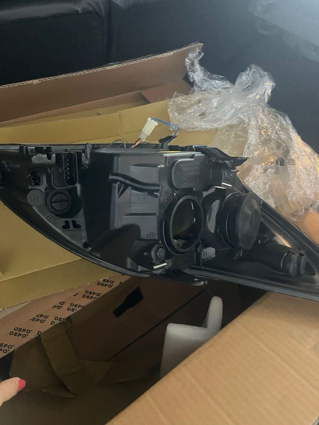 Fari Ford Focus 2008-2011