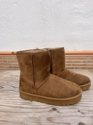 Botas estilo Ug camel sin estrenar