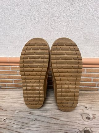 Botas estilo Ug camel sin estrenar