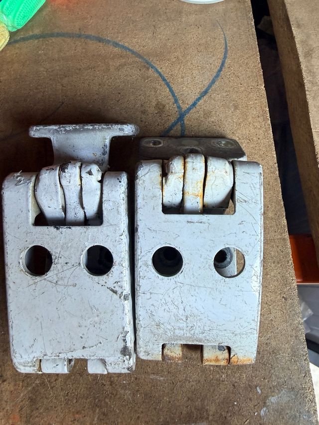 2 Bisagras Mercedes Sprinter W906