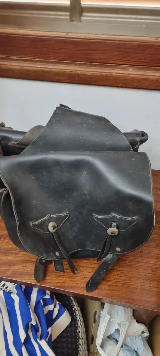 Alforjas de cuero para moto