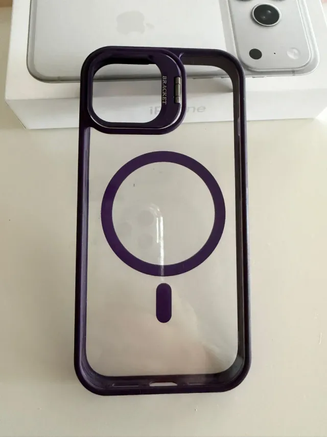 Custodie trasparenti per iPhone 15 e 17