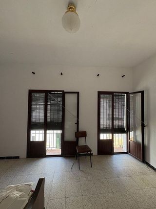 Casa adosada en venta en Carmona