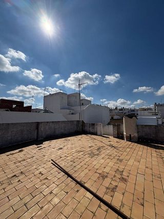 Casa adosada en venta en Carmona