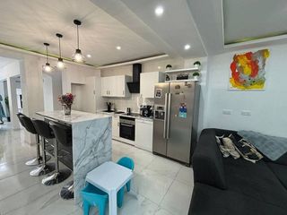 Casa adosada en venta en Alginet