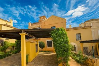 Casa adosada en venta en Sotogrande Alto en San Roque