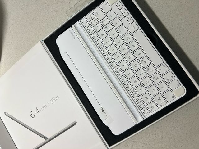 Funda Teclado Logitech Ultrathin iPad Mini