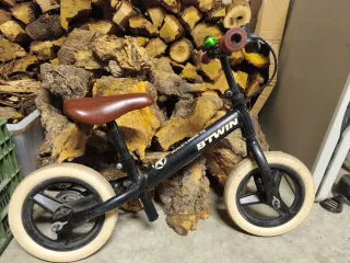 Bicicleta de equilibrio B'TWIN