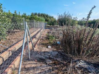 Terreno en venta en Benavites