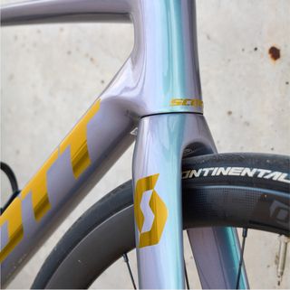 Adhesivo SCOTT - Dorado Espejo