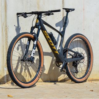 Adhesivo SCOTT - Dorado Espejo