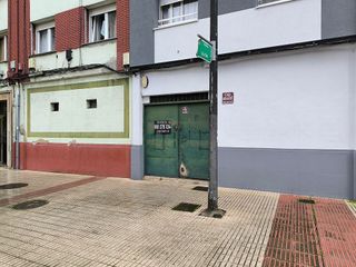 Local comercial en venta en La Magdalena - Versalles en Avilés