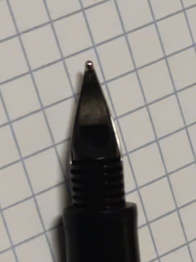 Penna Parker in acciaio spazzolato