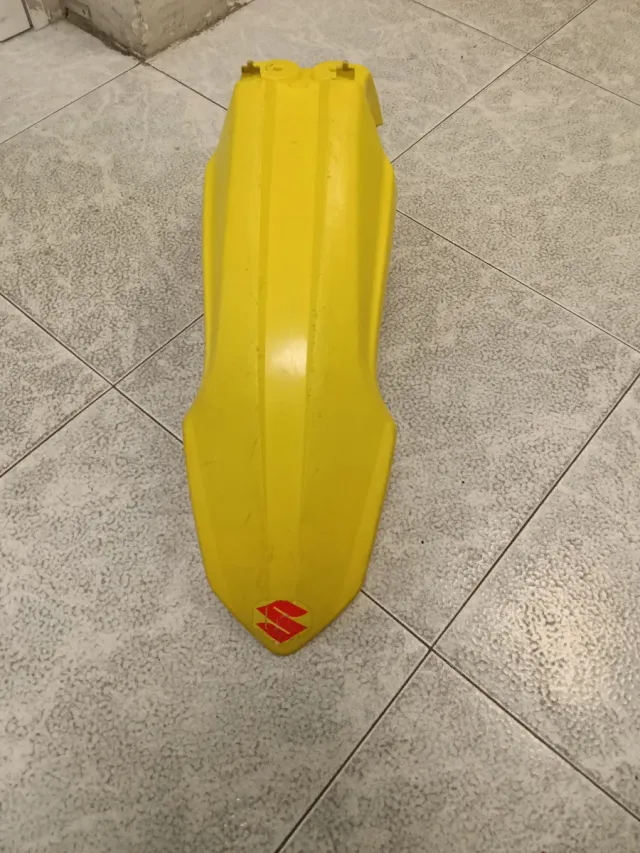 Guardabarros Delantero Suzuki RM RMX RMZ Amarillo