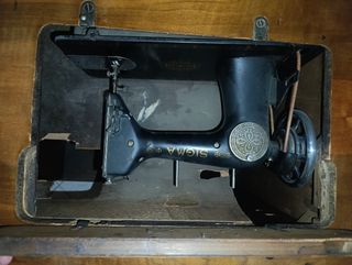 Máquina coser SIGMA antigua