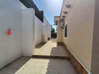 Chalet en venta en Bigastro