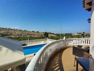 Chalet en venta en Bigastro