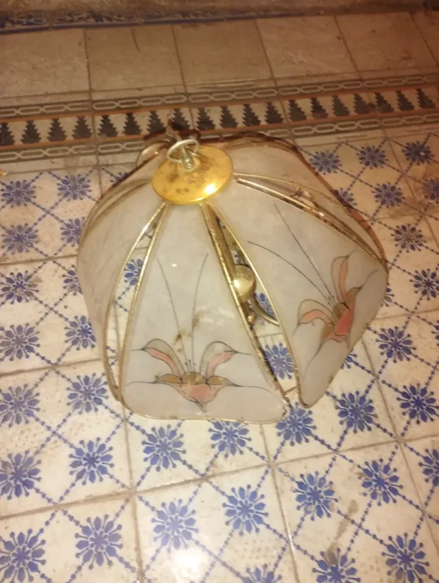 Lámpara de techo cristal y metal dorada