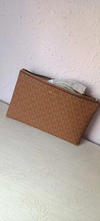 Bolso Michael Kors Marrón Monogram
