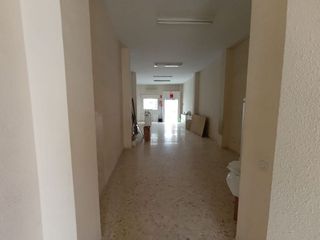 Local comercial en alquiler en Algaba (La)