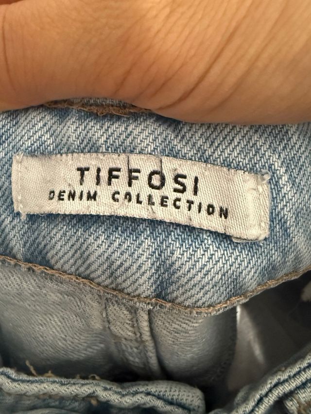 Vaqueros cortos Tiffosi
