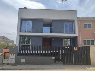 Chalet en venta en Almansa