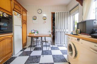 Casa adosada en venta en Gines