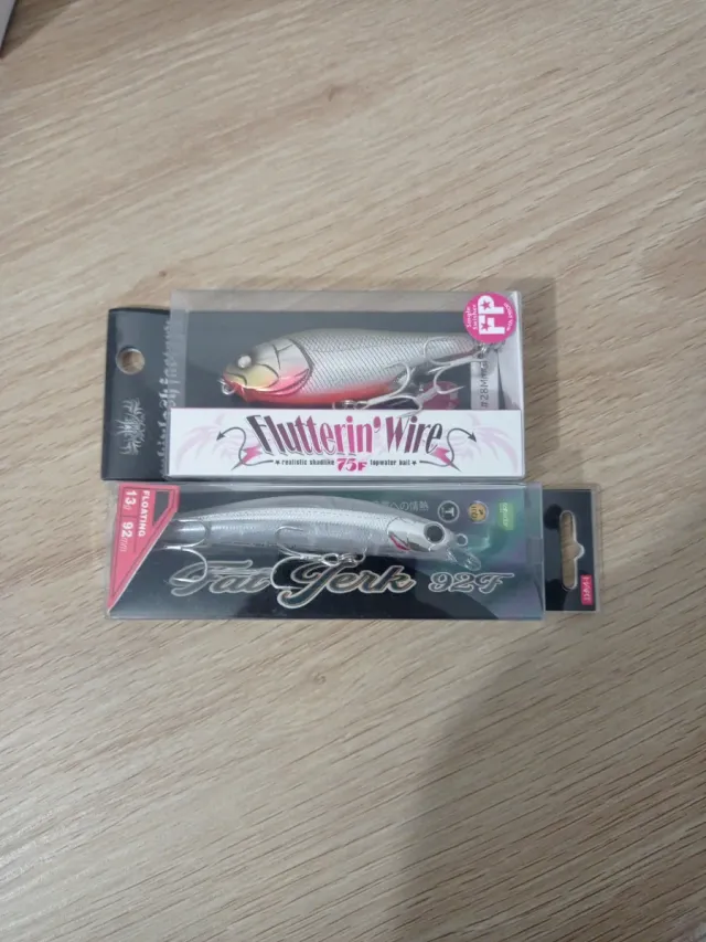 2 señuelos de pesca Flotantes