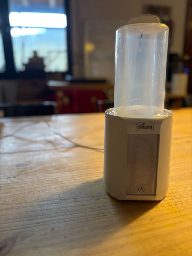 Calienta biberones y esterilizador Chicco