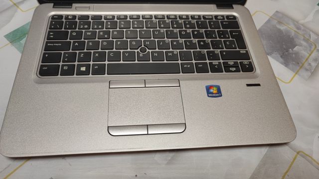 Portátil HP 725 G3 8GB RAM SSD