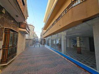 Local comercial en venta en Huércal-Overa
