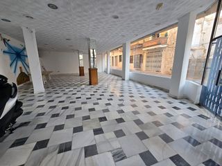 Local comercial en venta en Huércal-Overa