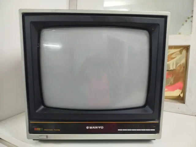 Televisor Sanyo Vintage Electrónico