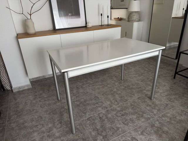 Mesa de comedor extensible de madera
