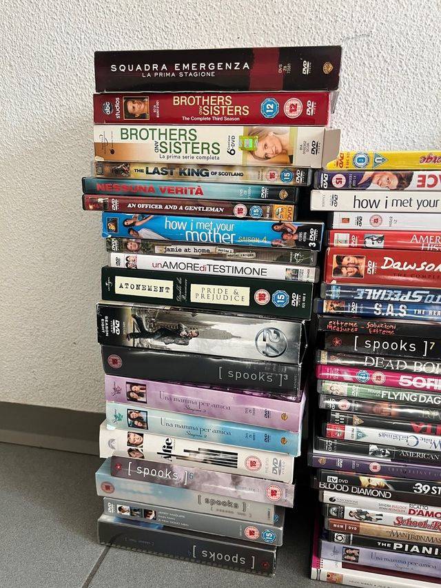 Lote DVDs Películas y Series (Italiano/Inglés)