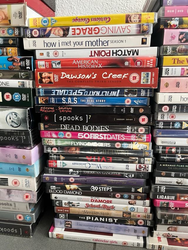 Lote DVDs Películas y Series (Italiano/Inglés)