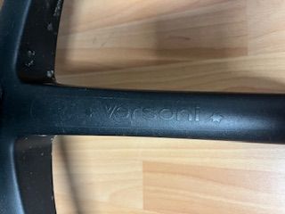 Silla de oficina con ruedas