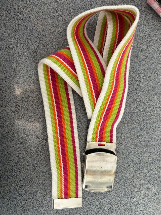 Cinturones de rayas