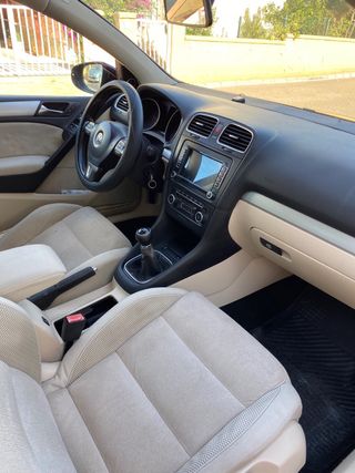 Volkswagen Golf Sport