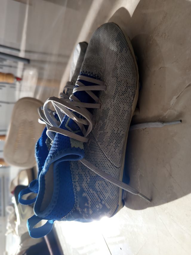 Botas de fútbol niño talla 35