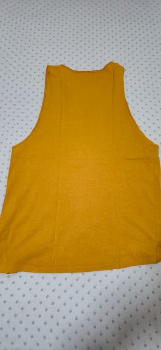 Camiseta tirantes Bershka naranja Talla M