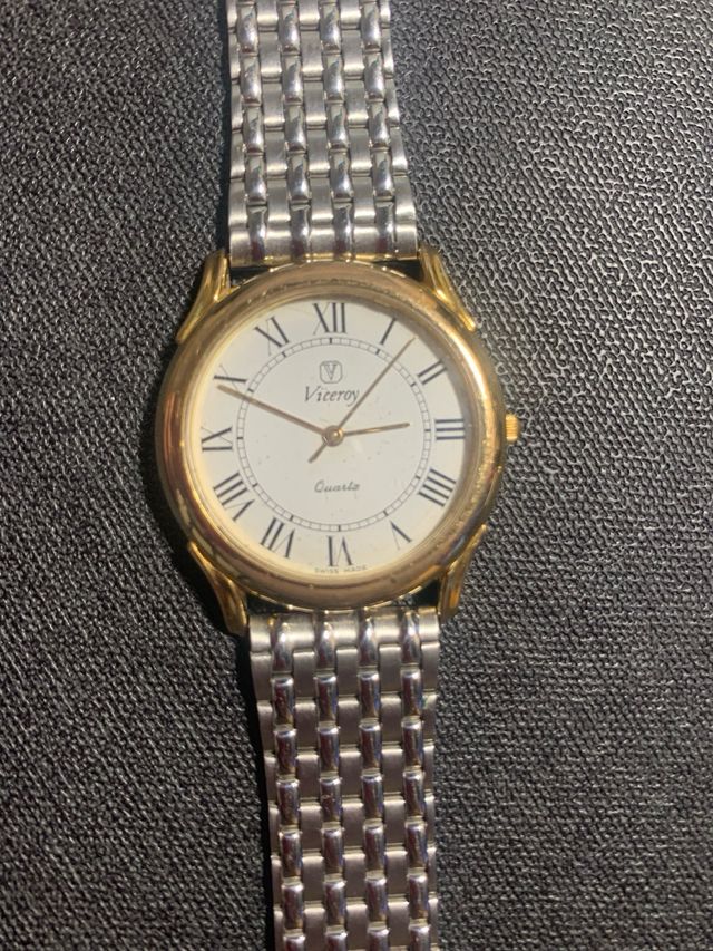 Reloj Viceroy Renault Dorado