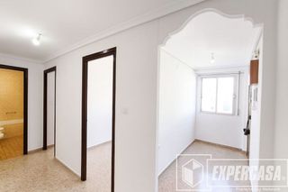 Piso en venta en El Mercado en Manises