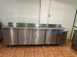 Bajo mostrador 4 puertas acero inoxidable