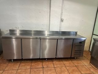 Bajo mostrador 4 puertas acero inoxidable