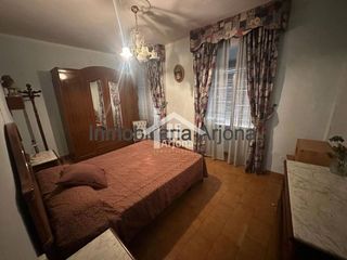 Casa en venta en Lucena