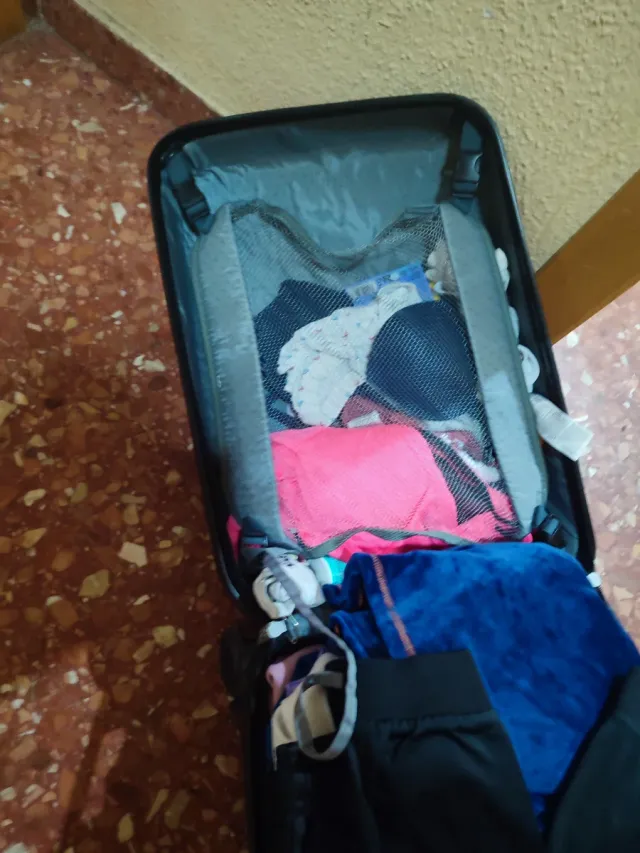 Valigia da viaggio nera