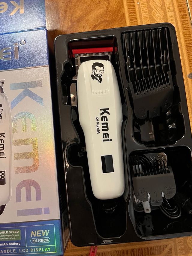 máquina Kemei KM-PG809A Cortapelos Completo