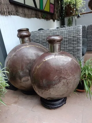 ánforas Indias antiguas me quedan las tres grande